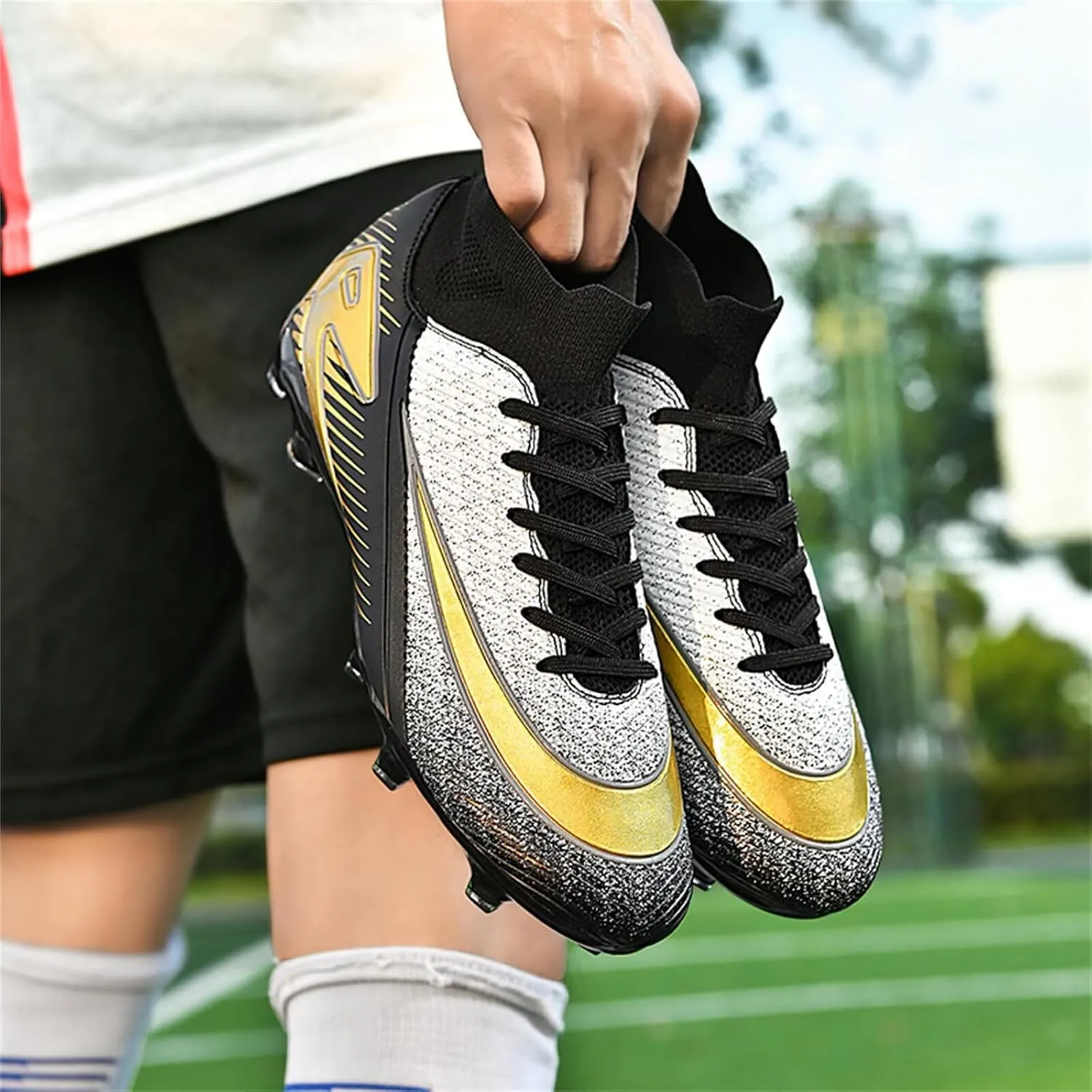 Mens Soccer Cleats Womens Football Shoes High Tops Non Slip Spikes Indoor Outdoor Youth Baseball Lacrosse Sneaker